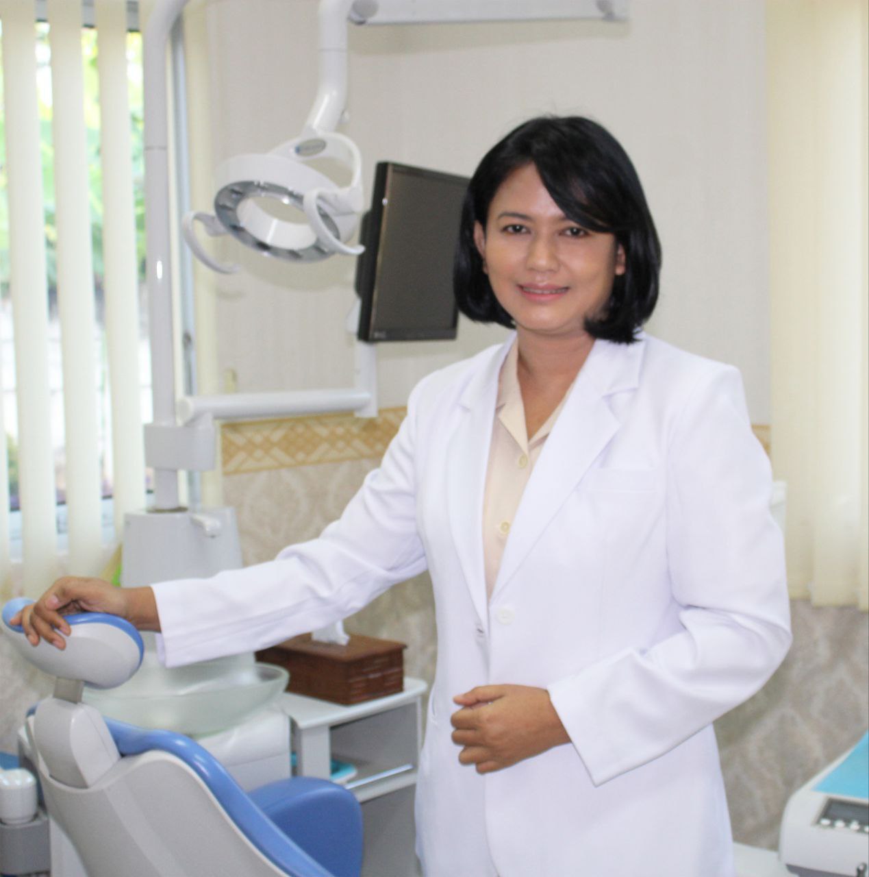 https://rsgmtniau.com/wp-content/uploads/2022/11/drg-ayu.jpg